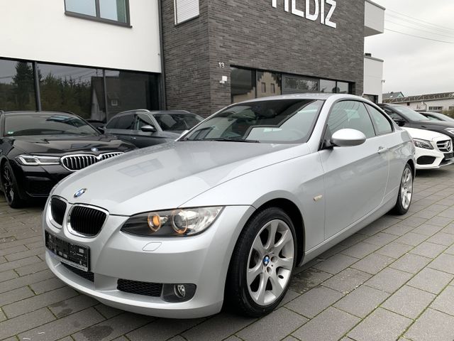 BMW 320i Coupe * XENON * SCHECKHEFT GEPFLEGT * PDC