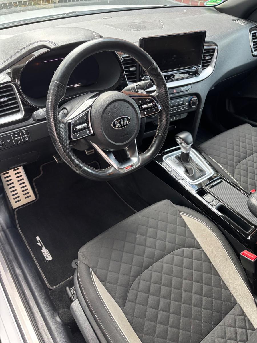Kia ProCeed 1.6 CRDi Hybrid/AHK/Soundsystem/Navi