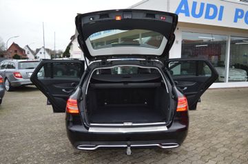Mercedes-Benz C 180 T CGI  7G-Tronic Avantgarde AHKPanoLEDN