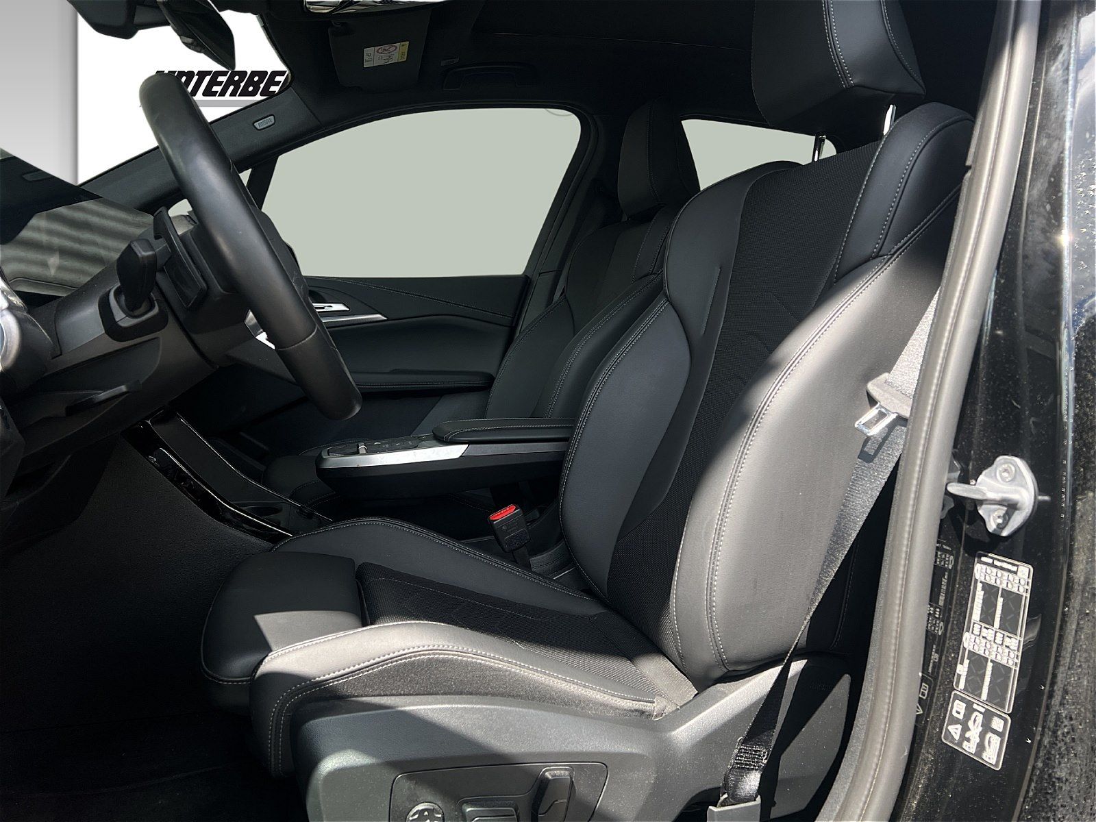 BMW 223 Active Tourer - Bild 10