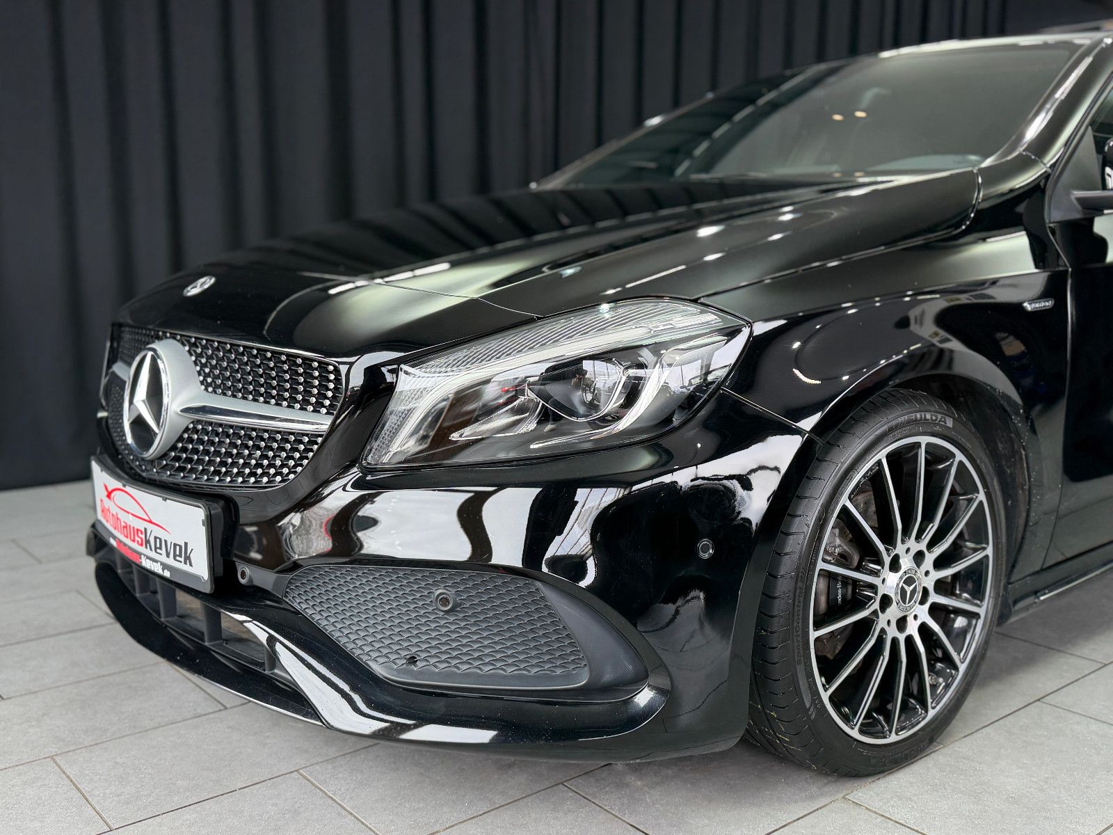 Fahrzeugabbildung Mercedes-Benz A 200 CDI|AMG-LINE|7G AUTOMATIK|NAVI|KAMERA