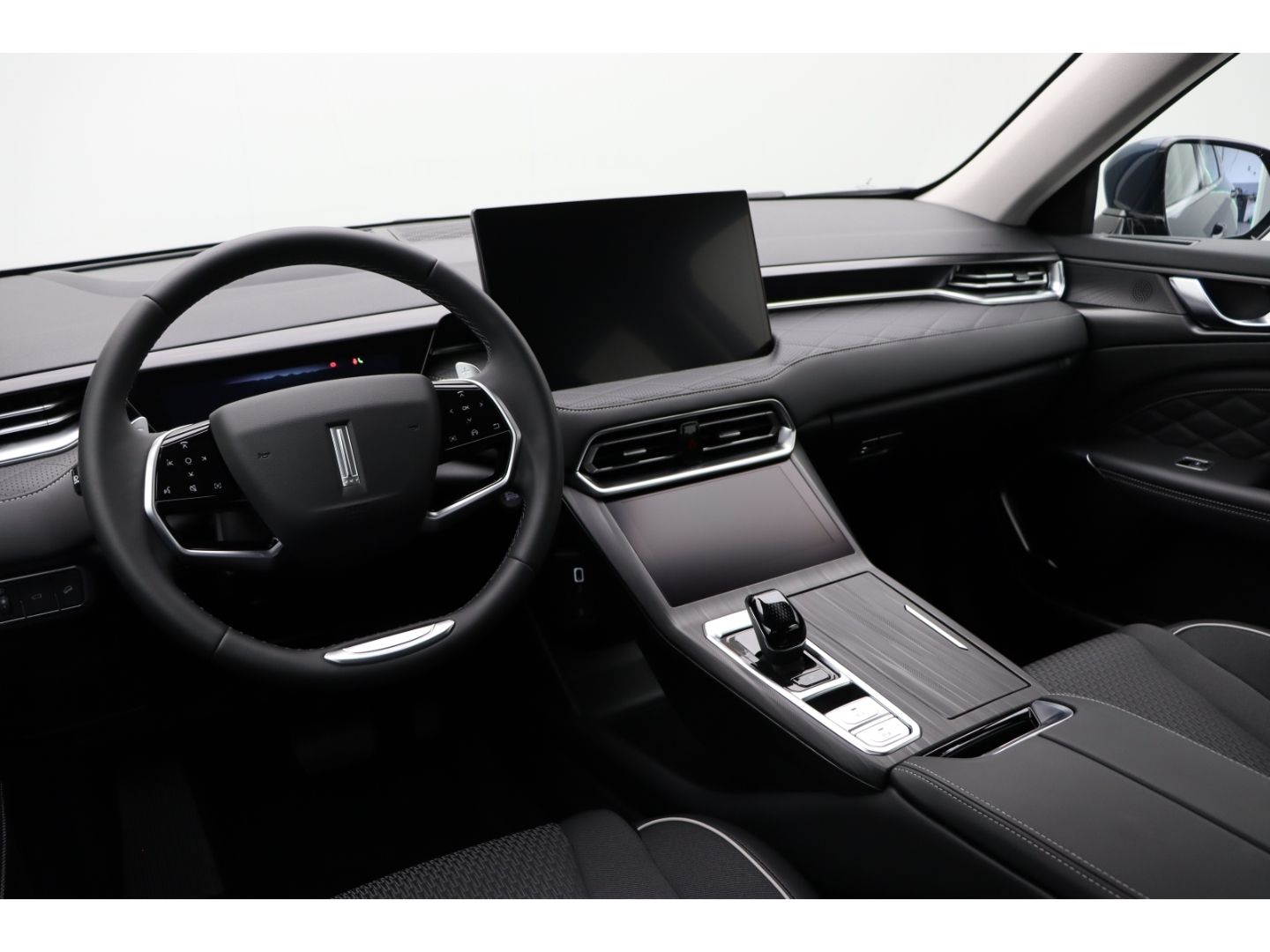 Fahrzeugabbildung GWM Wey 03 2.0 Premium PHEV 360 Kamera Elektr. Heckk