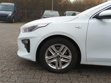 Fotografie 14 des Kia cee'd Sportswagon cee'd 1.6 Hybrid Sportswagon Navi AC