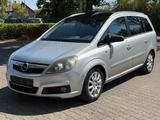 Opel Zafira B 2.2 Cosmo*KLIMAAUTOM*PANO*T.LEDER*TOP* - gebrauchte Opel Zafira aus dem Jahr 2007