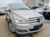 Mercedes-Benz B 200 Sport-Paket/ Navi/ Leder/124.000Km - gebrauchte Mercedes-Benz B 200 aus dem Jahr 2008
