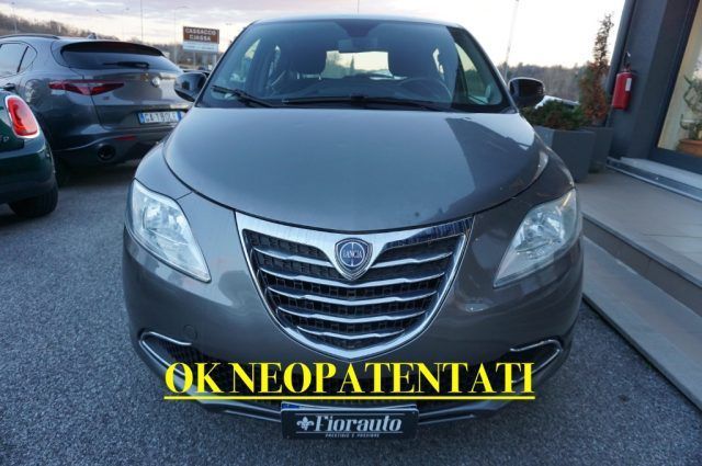 Lancia LANCIA Ypsilon 1.3 MJT 16V 95 CV Silver NEOPATEN