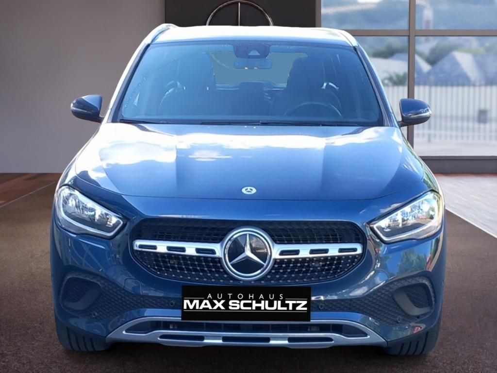 Fahrzeugabbildung Mercedes-Benz GLA 220 d Navi*AHK*PDC*SpurH*el.Heck*Kam.*AUT