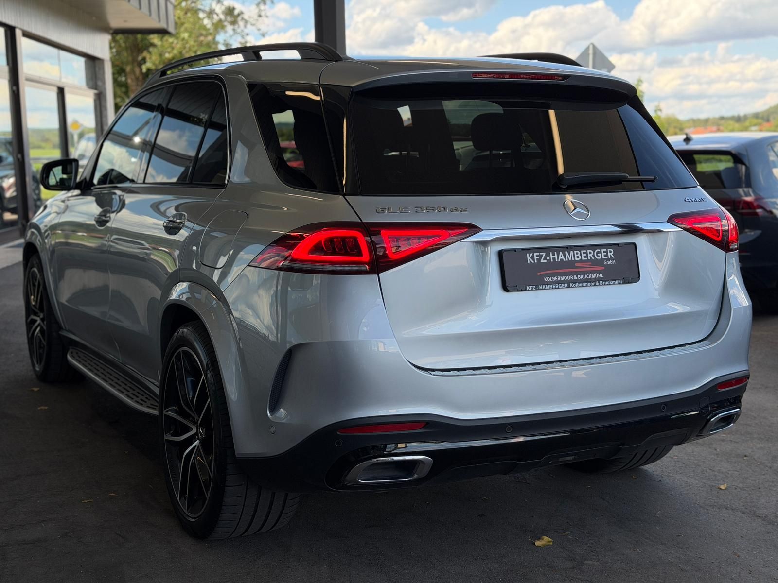 Mercedes-Benz GLE 350de 4MATIC AMG-LINE ACC 22" PANO 360° BURM imagem 3