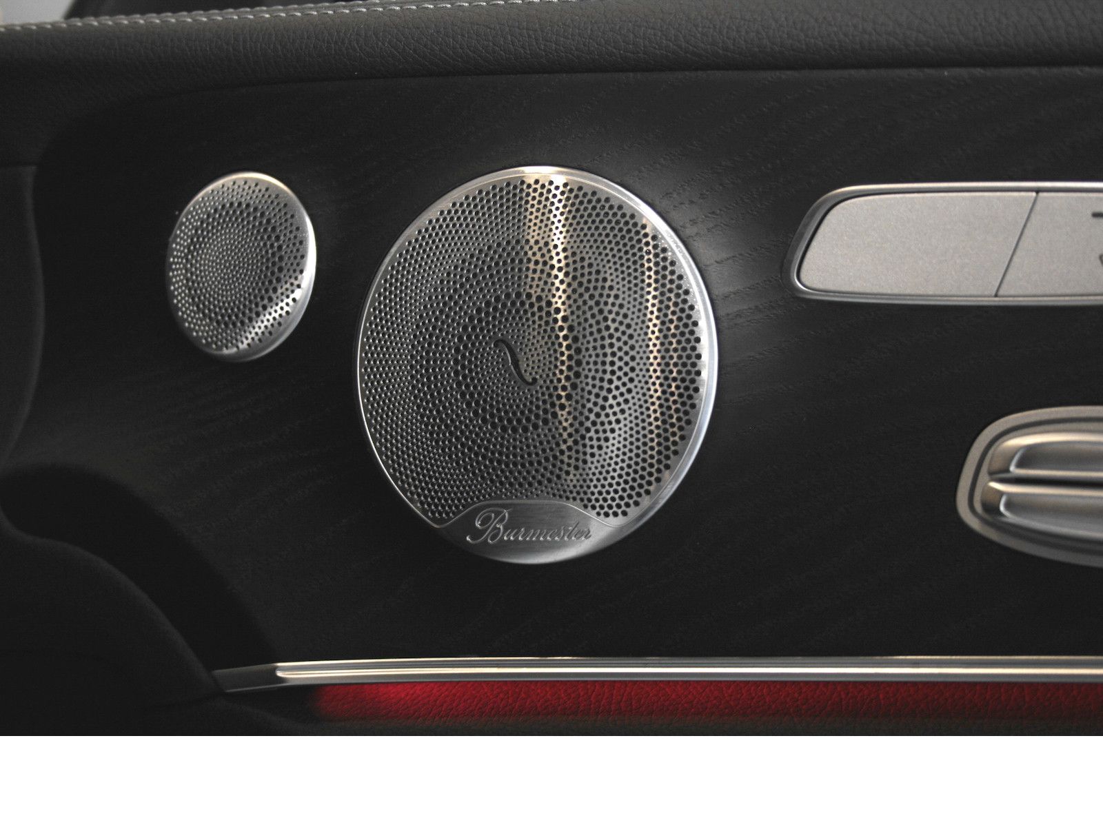 Fahrzeugabbildung Mercedes-Benz E 300 d Coupe AMG *Night*Burmester Sound*Widescr