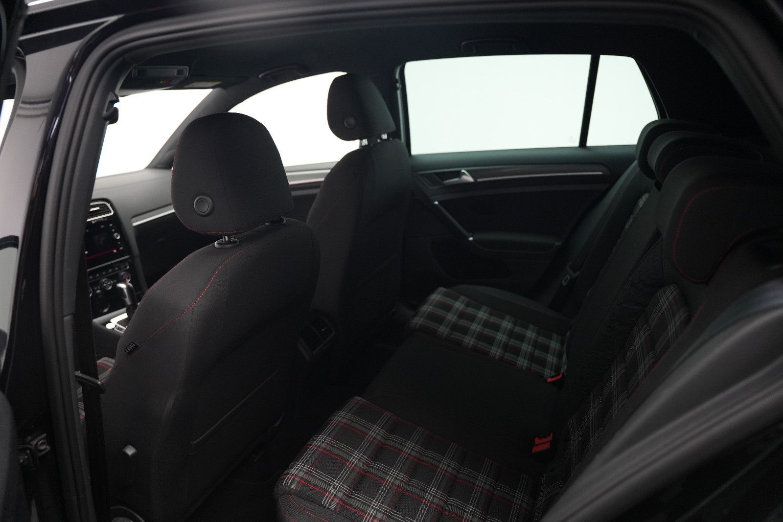 Fahrzeugabbildung Volkswagen Golf VII GTI Performance *Virtual*Automatik*SHZ*