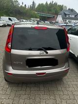 Nissan Micra - Nissan Micra: Kleinbus