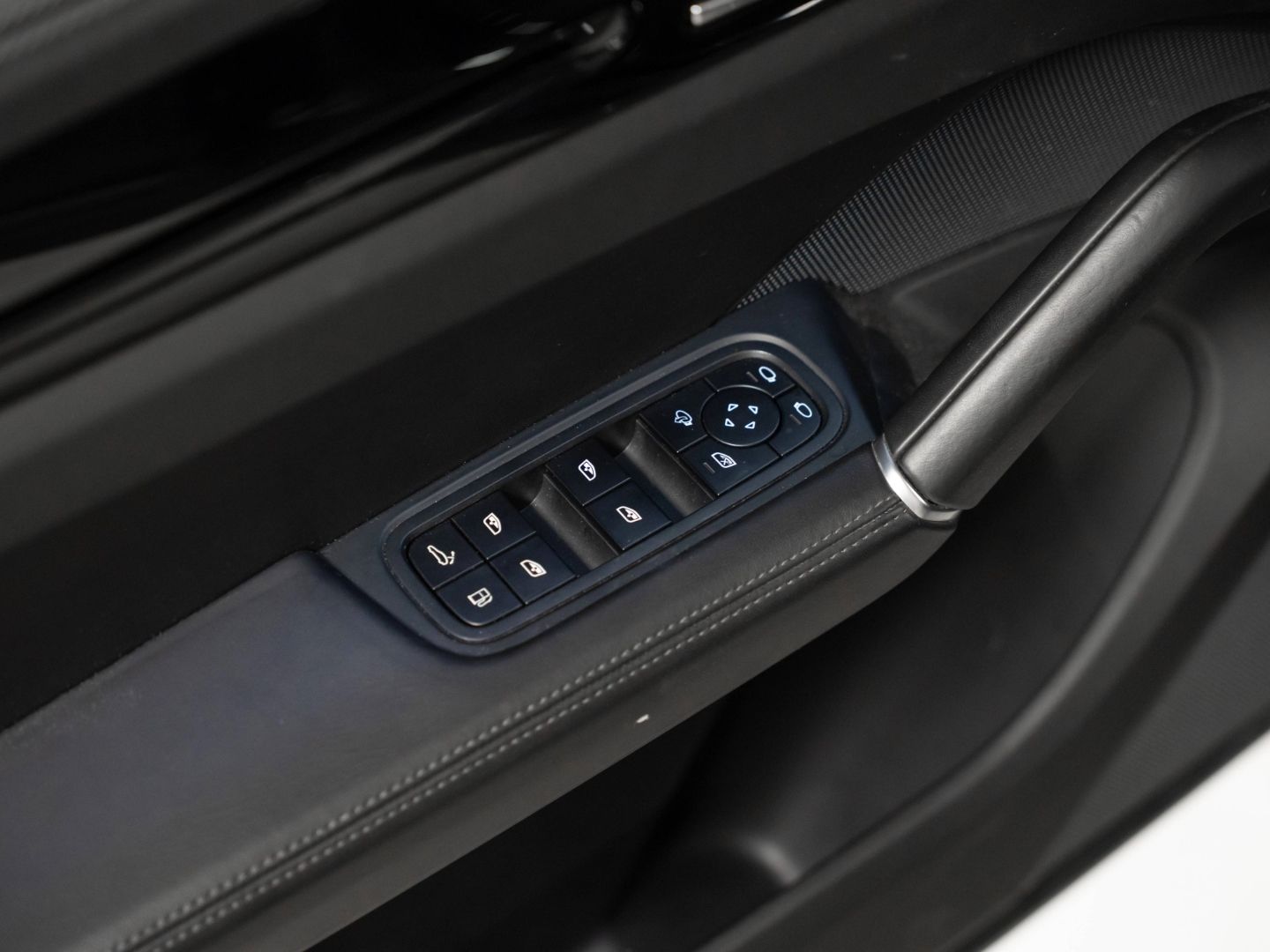 Porsche Cayenne E-Hybrid Surround View BOSE PASM foto 24