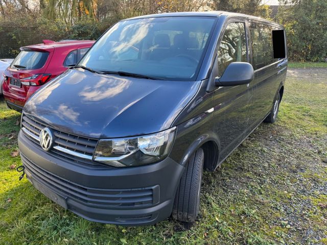 Volkswagen T6 Kombi 2.0 TDI DSG LANG NAVI 9 Si