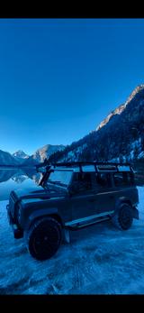 Land Rover Defender 110 Td4 Station Wagon E  - gebrauchte Land Rover Defender aus dem Jahr 2012