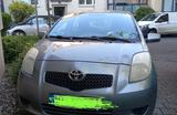 Toyota Yaris 1.3 Sol Auto. sol - Toyota Yaris Gebrauchtwagen in Wiesbaden
