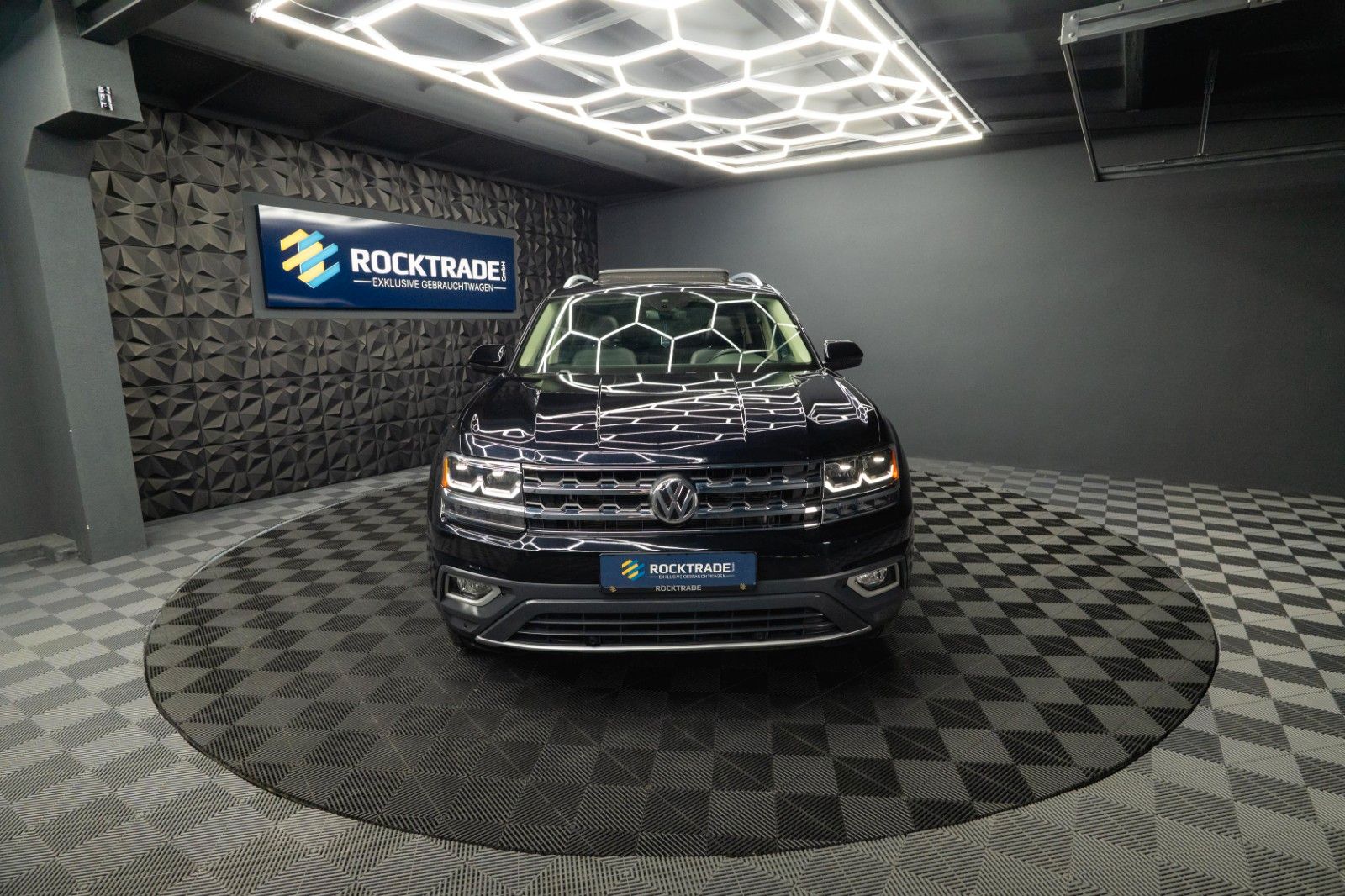 Fahrzeugabbildung Volkswagen ATLAS 3.6 4x4 SEL PREMIUM *7 Sitze*Pano*ACC*LED*