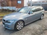 BMW 330xi  E91 Touring Leder 272PS Bj.10/2... - BMW 330: 330xi
