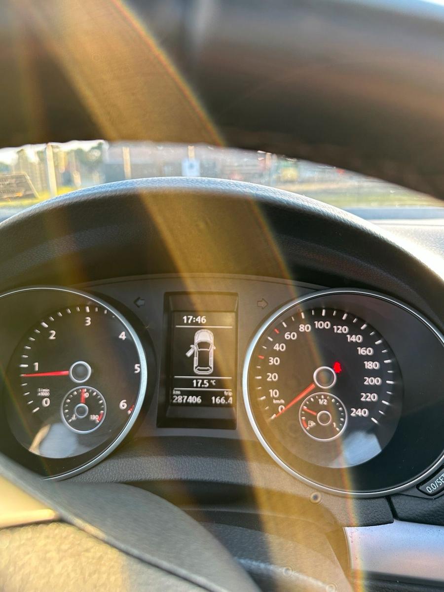 Volkswagen Golf 2011 — photo 10