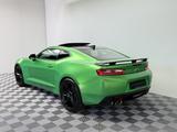 Chevrolet Camaro V8|2.Hand|deutsch|Pano|Bose|Kamera| - Chevrolet Camaro: 3 Türen