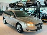 Volvo V70 2.0 D4"NORDIC+"MOTOR NEU 6.800 €"20.000KM - Volvo V70: 6.6
