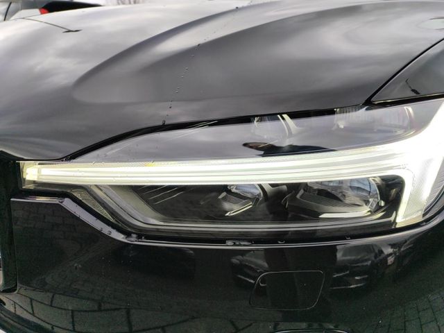 VOLVO XC 60 (Bild 9 von Array)