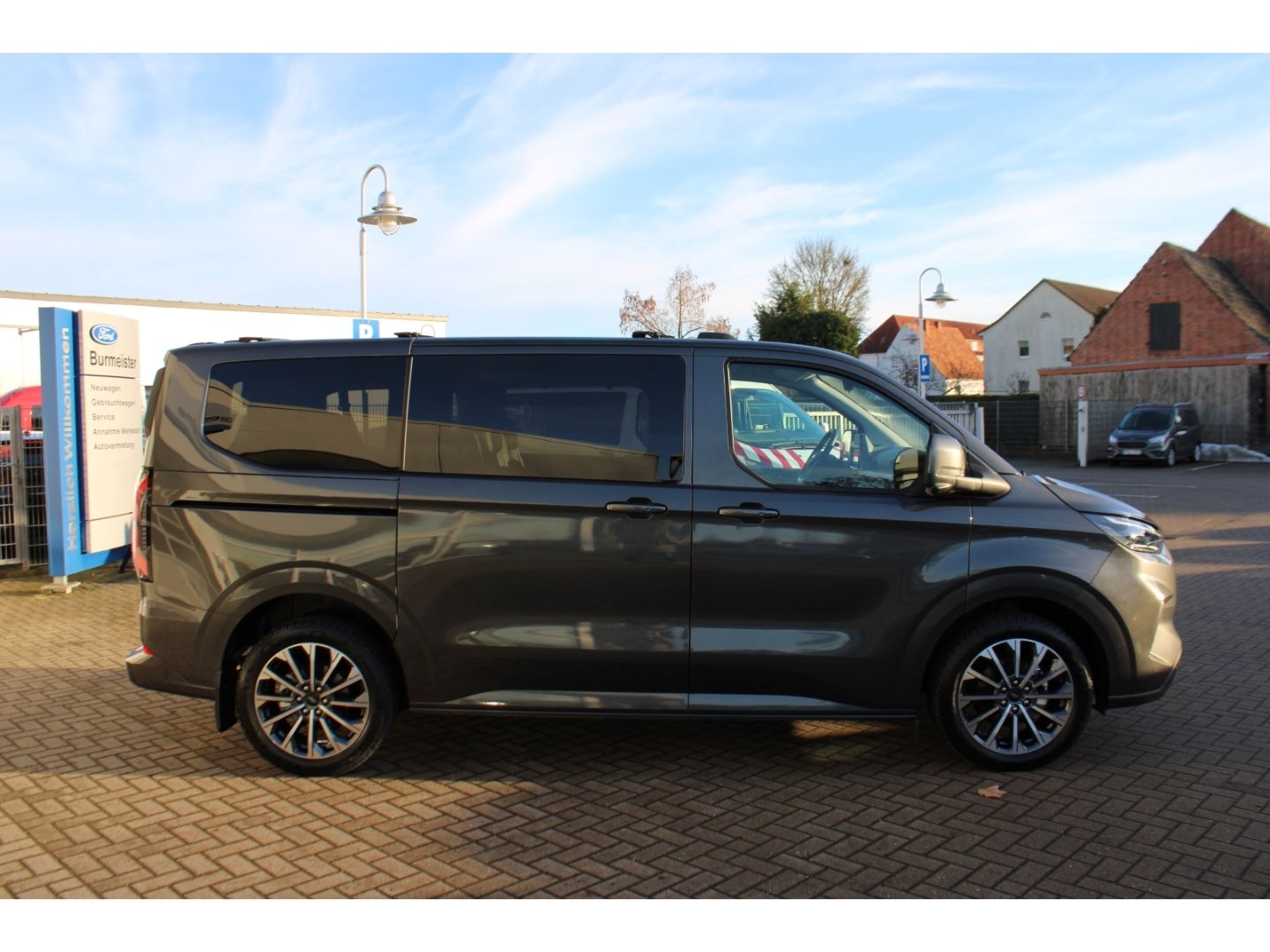 FORD Tourneo Custom 320 L1 Titanium X Matrix ACC AHK - Image 5
