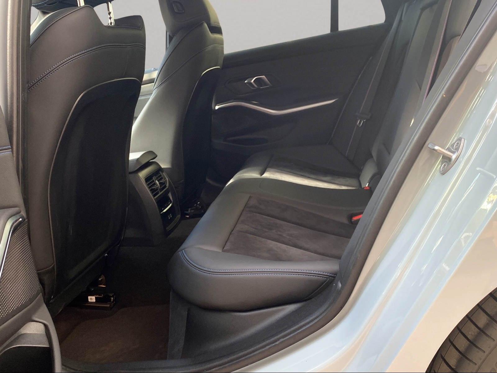 BMW M340i xDrive Touring M Sport LiveCockpitProf