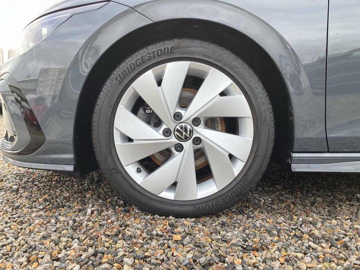 Volkswagen Golf VIII VARIANT 2.0TSI R-LINE 4MOTION LED+PANO, миниатюра 13