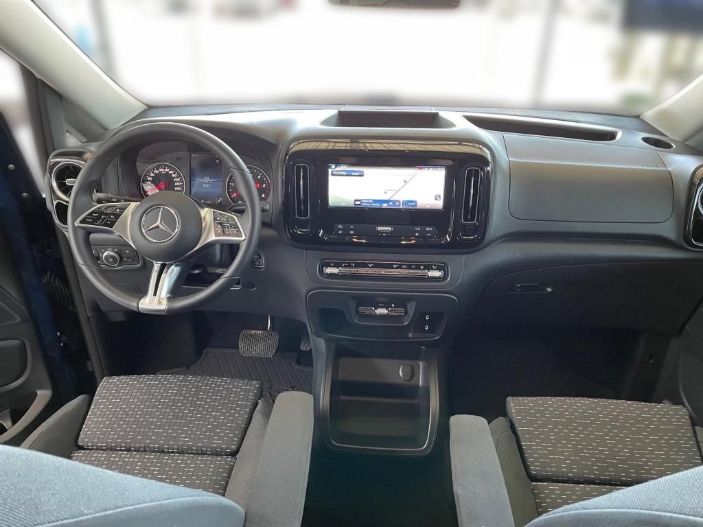 Fahrzeugabbildung Mercedes-Benz Vito 119 CDI AHK AUT Navi STH SHZ Allrad 8 Sitze