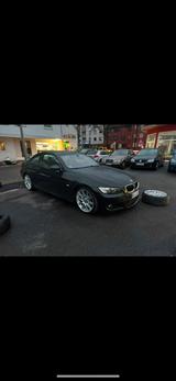 BMW 335d M-Paket E92 - BMW 335 aus 2008: 335d