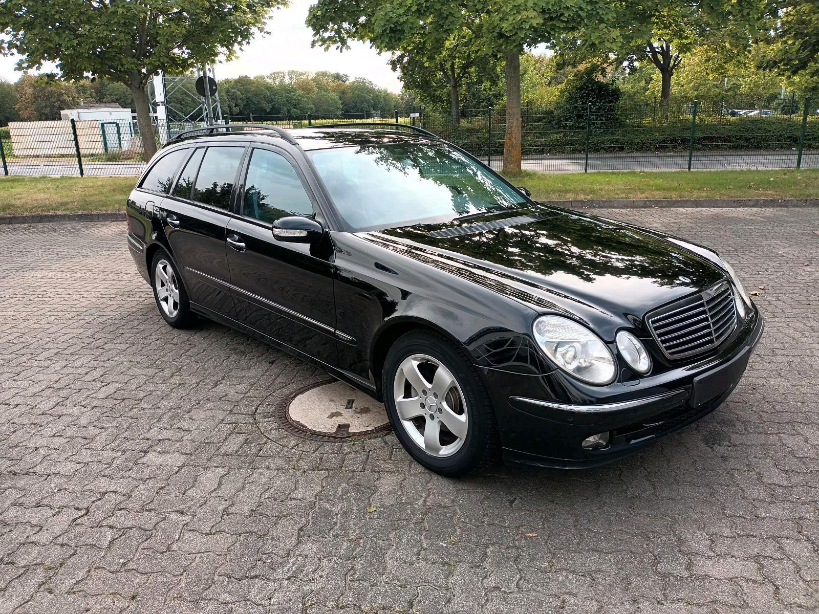 Mercedes-Benz E270 2004 — photo 14