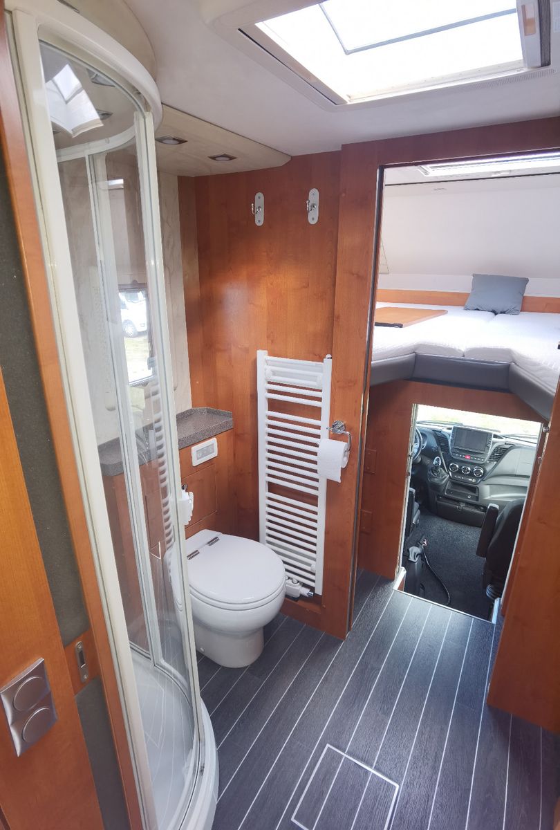 Fahrzeugabbildung Phoenix 8300 BMRSLX