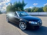 Audi A4 Cabriolet S-Line 2.0 TDI*GARANTIE*TOP ZUSTAND - Audi A4: Cabrio, TDI