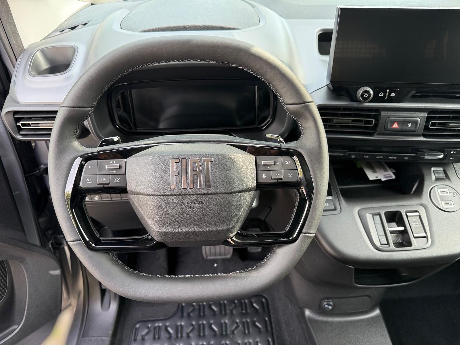 Fahrzeugabbildung Fiat Doblo XL Kombi 130 AT8