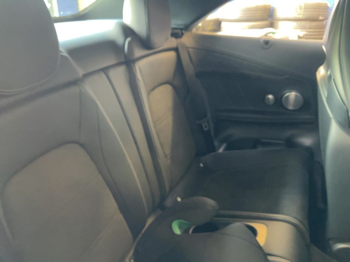 Fahrzeugabbildung Mercedes-Benz C63 S Cabrio DISTRO Perf.Sitze/AGA digiTacho HUD