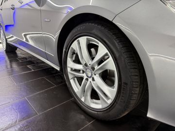 Mercedes E 300 - 6
