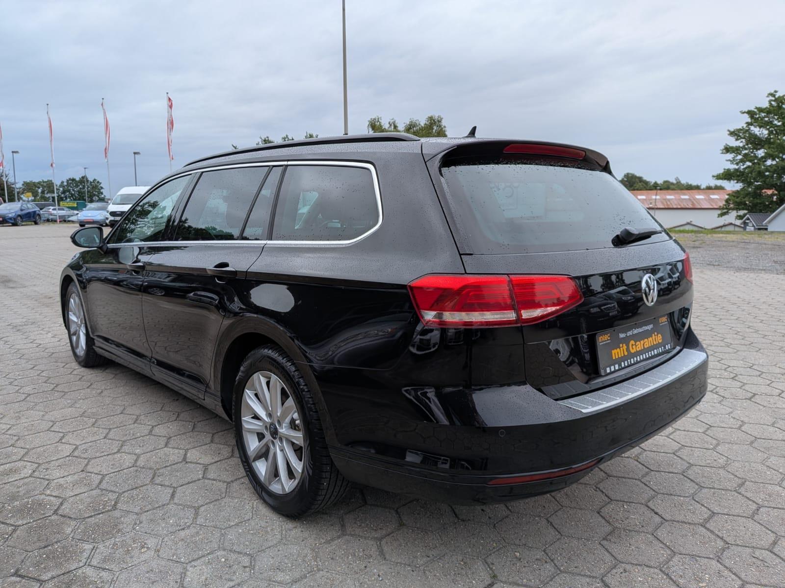 Volkswagen Passat Variant Comfortline DSG AHK LED Digital