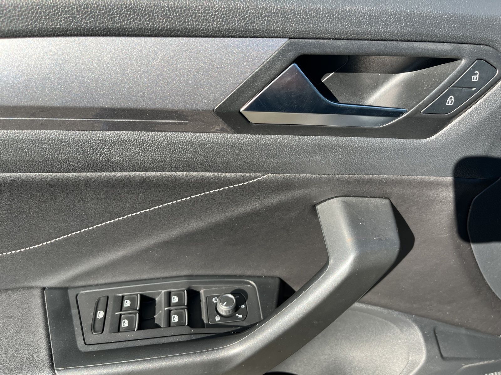 Volkswagen T-Roc - Bild 15