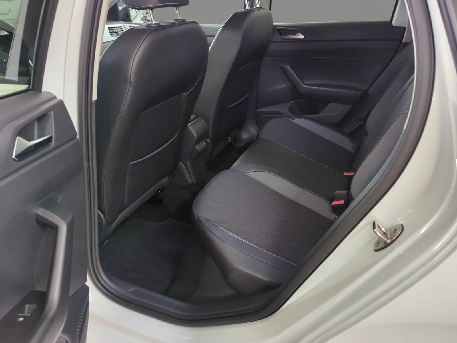 Volkswagen Polo - Bild 11