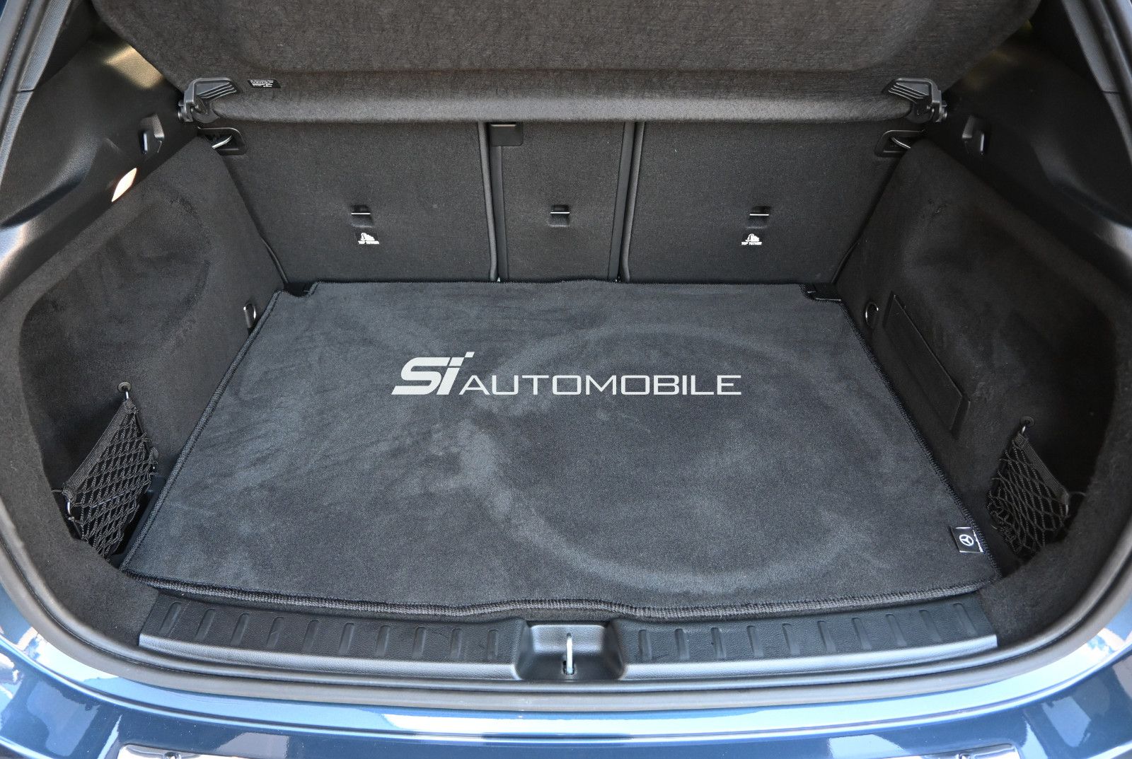 Fahrzeugabbildung Mercedes-Benz GLA 200 d Aut.  Progressive °Night-Paket°AHK°