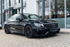MERCEDES-BENZ C63S AMG Coupe / BURMESTER/ PANO/ HIGH-END/ 360° MERCEDES-BENZ C63S AMG Coupe / BURMESTER/ PANO/ HIGH-END/ 360°