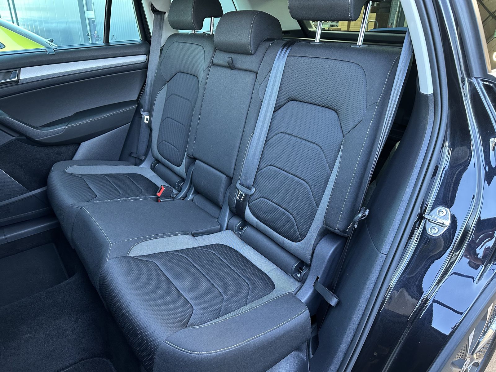 Fahrzeugabbildung SKODA Kodiaq 2.0 TDI DSG Tour NAV+LED+KAMERA+19ZO+ACC