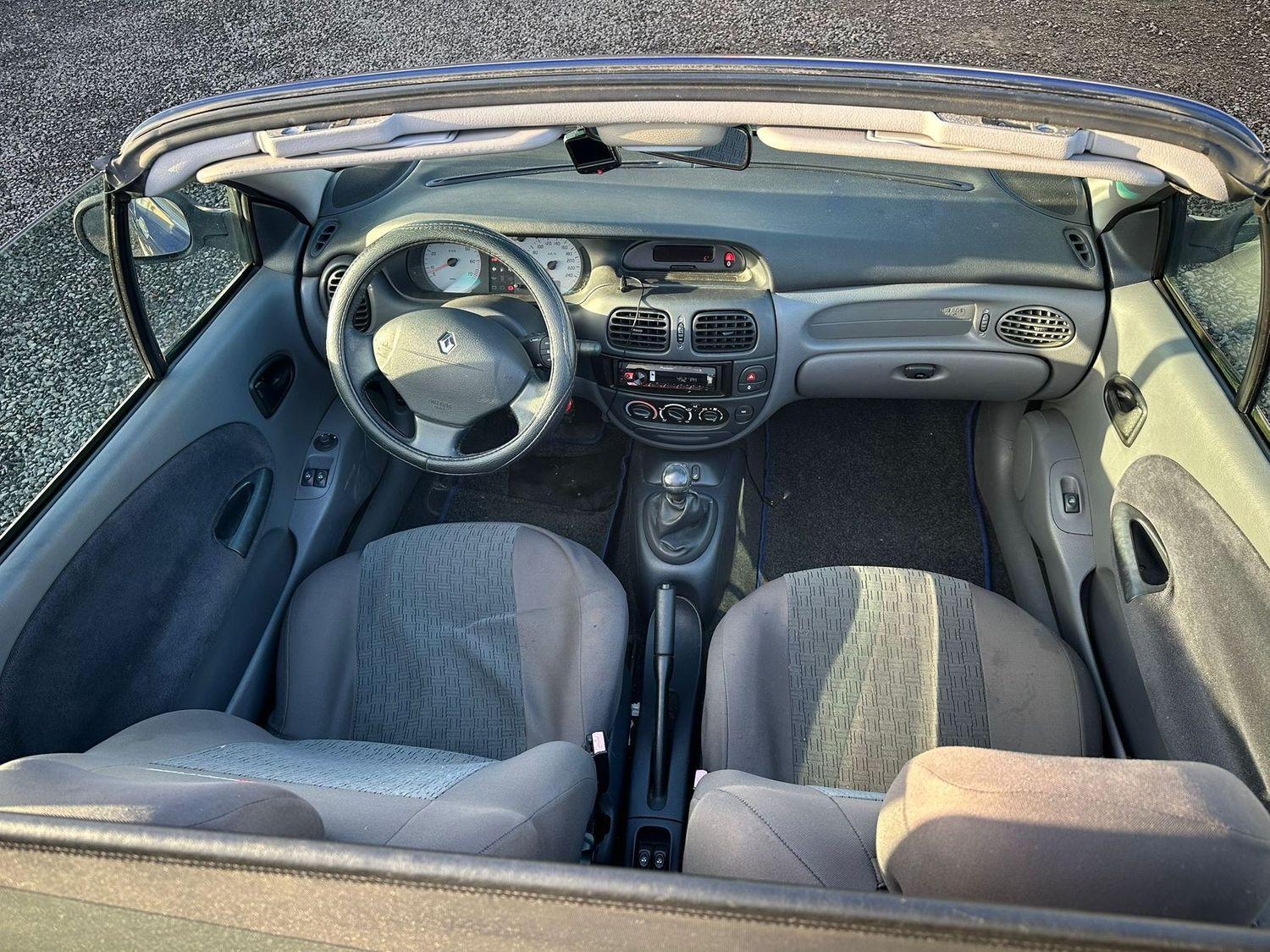 Renault Megane 2.0 16V IDE Sport