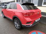 Volkswagen T-Roc Style AHK+SHZ+PDC+18 Zoll - rote Volkswagen T-Roc