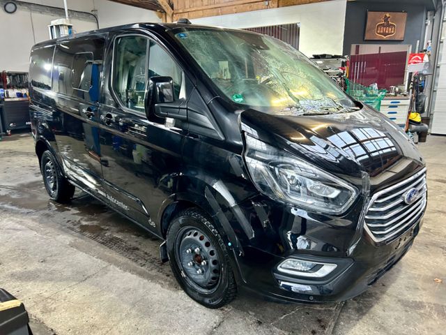 Ford Tourneo Custom 320 L1 TITANIUM X -LEDER-BI XENON