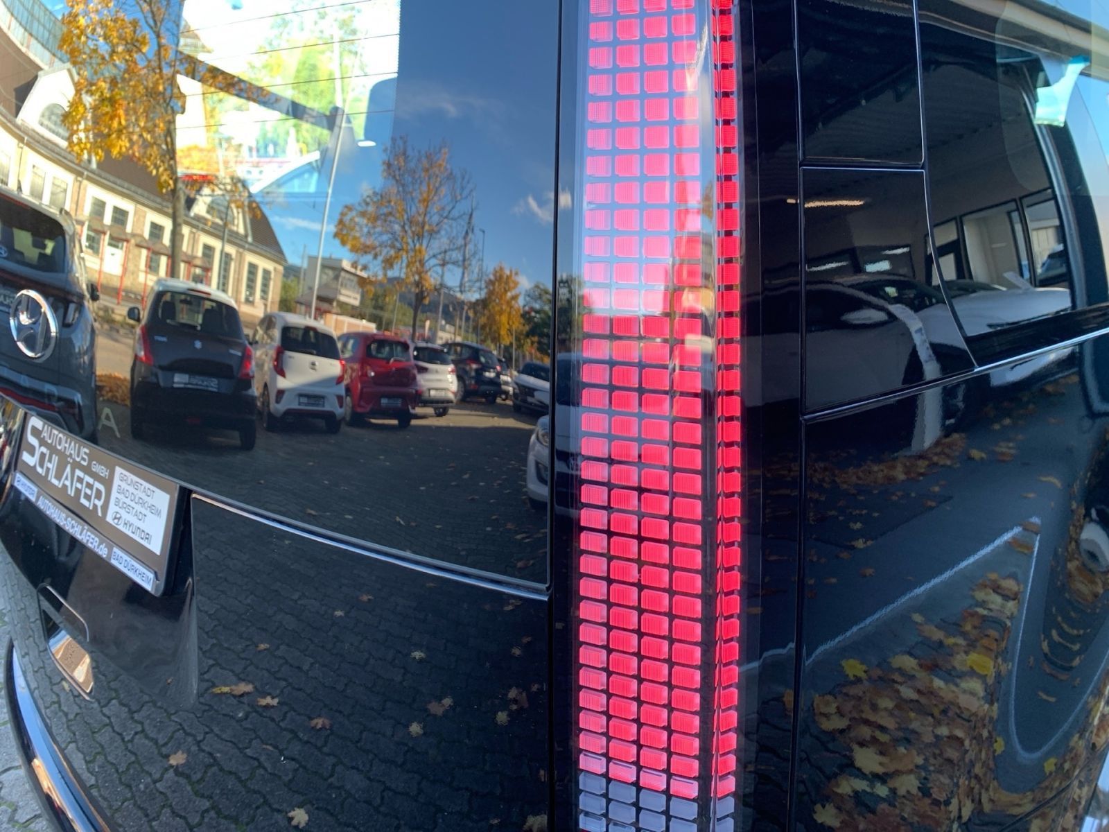 Fahrzeugabbildung Hyundai STARIA 2.2 CRDi Trend 8-AT 9-Sitzer ParkPak.