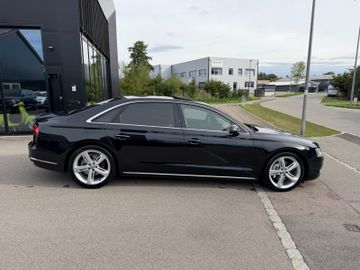 Audi A8 - 9