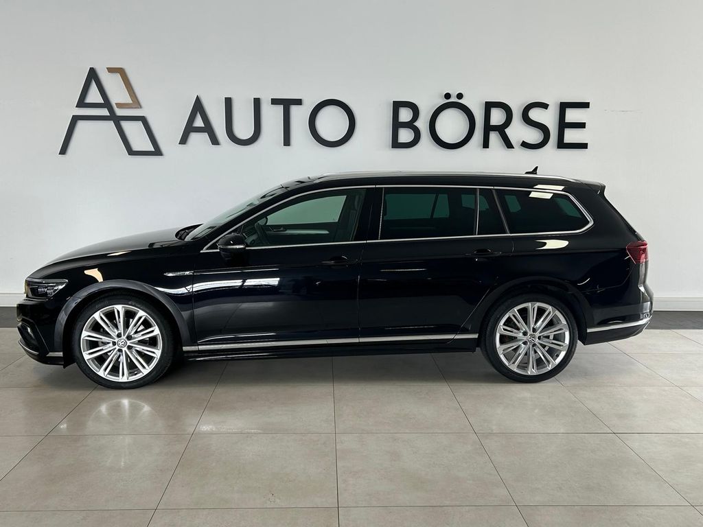 Volkswagen Passat Var ELEGANCE+R-Line*PANO*ViCo*STH*LED*AHK