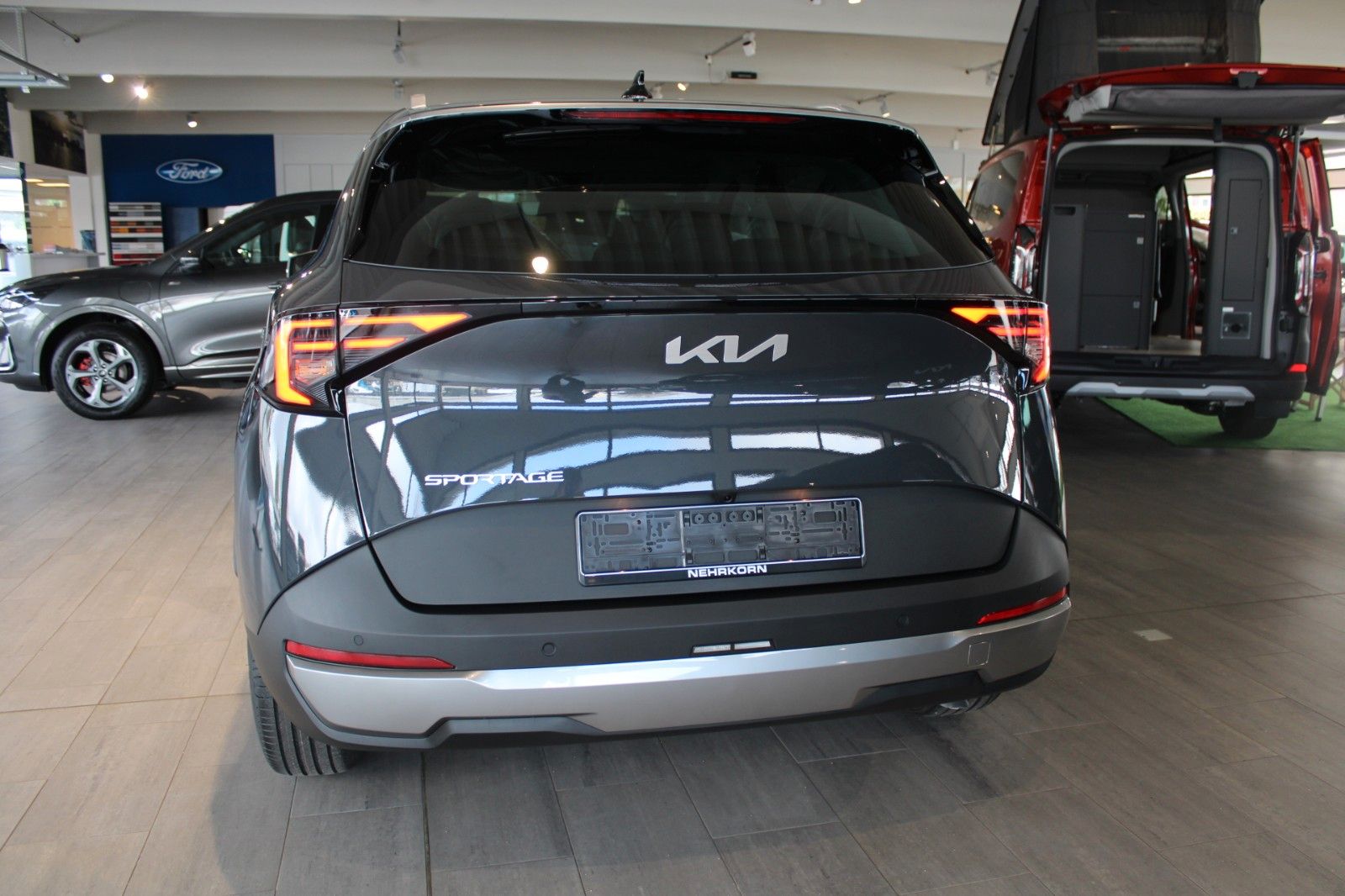 Fahrzeugabbildung Kia Sportage 1.6 T-GDI DCT Vision KOMFORT PAKET