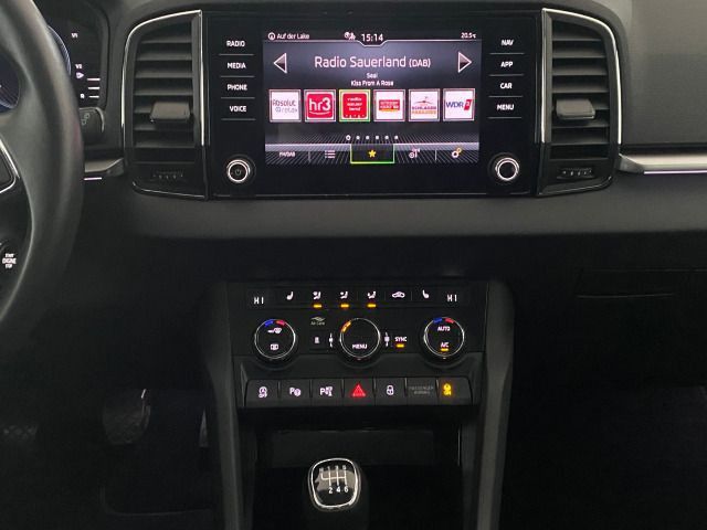 Karoq Tour 1.0 TSI NAVI+STANDHZ+LED+ACC
